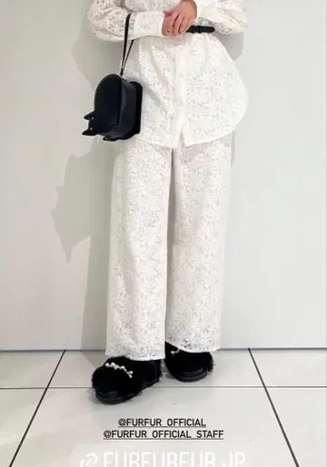FUR FUR 화이트 레이스 꽃무늬 와이드 팬츠