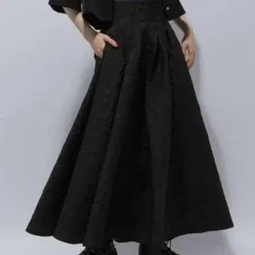 HARE 후쿠레 자카드 스커트 블랙