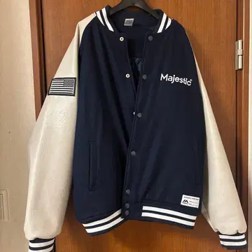 Majestic 바시티 자켓 네이비/화이트