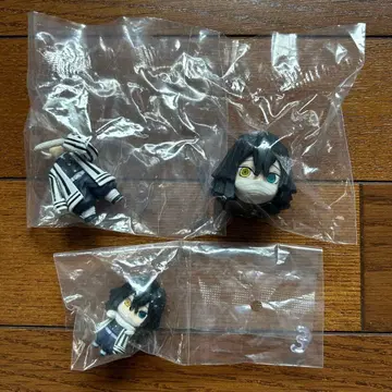 귀멸의 칼날 이쿠로 오바나이 치맛키아라 나란분즈 피규어 가챠가챠