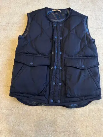 LA MOND 네이비 퀼팅 다운 베스트