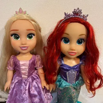 아리엘과 라푼젤의 인형 세트