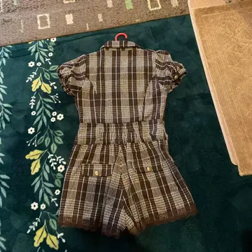 브라운 체크 무늬 숏 올 lizlisa