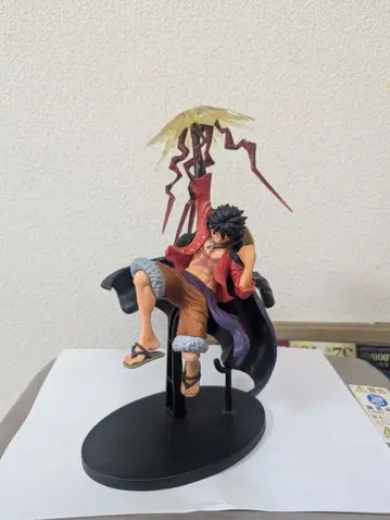 원피스 루피 피규어