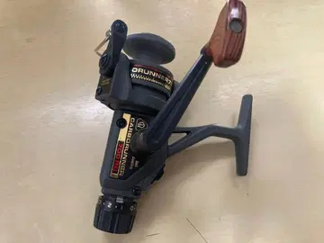 올림픽 카보러너 700RD 스피닝 릴