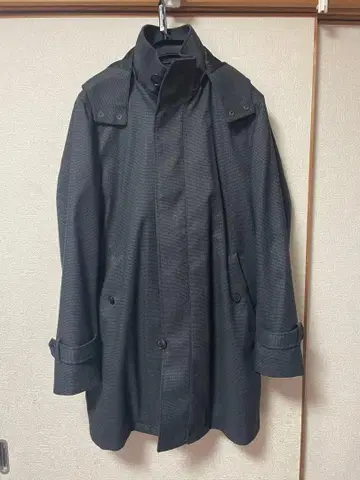 후드 부착 트렌치코트 (버건디 블랙)