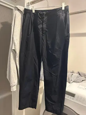 골드윈 1TUCK 이지 테이퍼드 트라우저