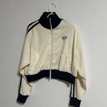 INGNI 아이보리 스트라이프 자켓