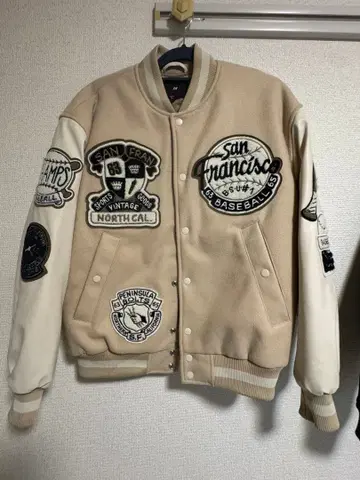 H&M 아이보리 바시티 자켓 M