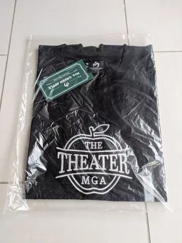 [ 미사용 택 포함 ] 미세스 x GU THEATER MGA 티셔츠