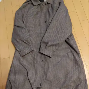 KBF 체크 무늬 롱 코트 보이시