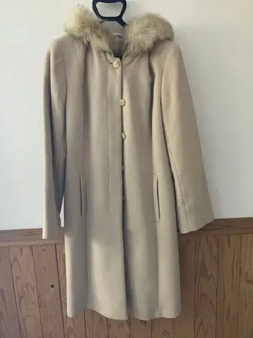 퍼 달린 롱 코트