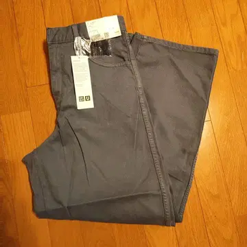 유니클로 U 여성용 커브 팬츠 25