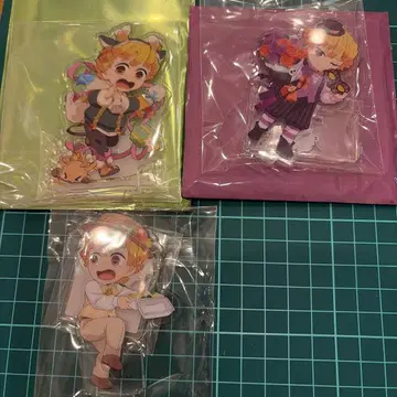 귀멸의 칼날 할로윈, 피크닉, 크리스마스 아크릴 스탠드 아가츠마 젠이츠