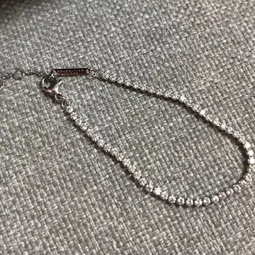 다니엘 웰링턴 테니스 팔찌 상자 없음