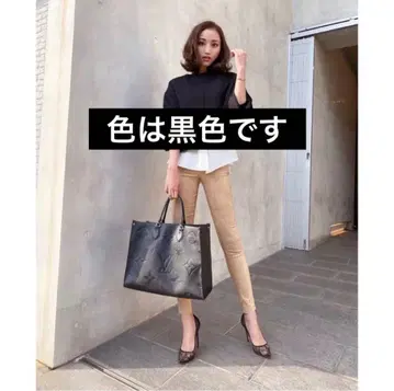 쉘러 스웨이드풍 타이트 팬츠 블랙