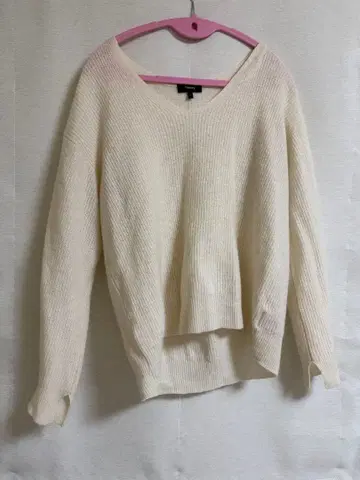 Theory 아이보리 V넥 스웨터 S