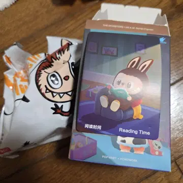 LABUBU 러브브 The MONSTER 1:00A.M 시리즈 피규어