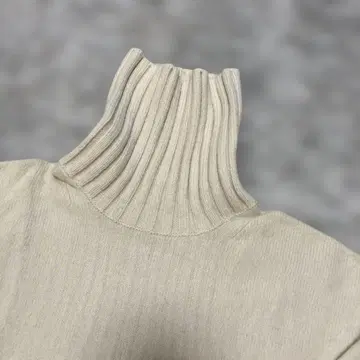 BEAUTY&YOUTH 터틀넥 니트