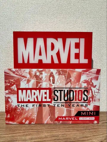 MARVEL STUDIOS 10주년 미니 라이트 박스 로고 라이트