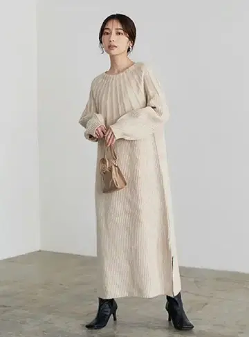 니트 롱 원피스 긴팔 사이드 슬릿