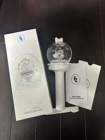 FRUITS ZIPPER 공식 팬 라이트