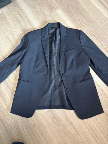 [컨디션 최상] 유니클로 네이비 스트라이프 스커트 수트