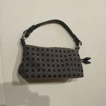 BALLY 그레이 체크 무늬 핸드백