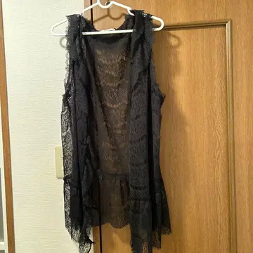 로즈 티아라 블랙 레이스 베스트