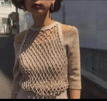 Ameri VINTAGE MEDI CROCHET LAYERED KNIT