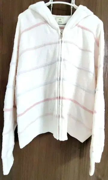 gelato pique 젤라또피케 후드 부착 보더 룸웨어