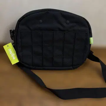 블랙 바디백 웨스트 파우치