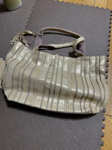 베이지 스트라이프 토트백