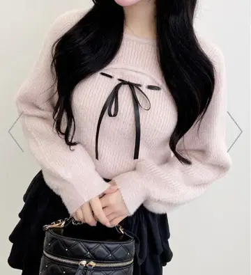 핑크 페더 리브 데콜테 오픈 리본 니트 지뢰계 양산형