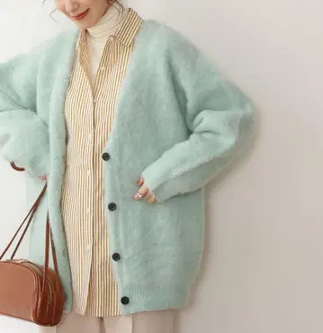 모헤어 혼방 샤기 니트 가디건 민트