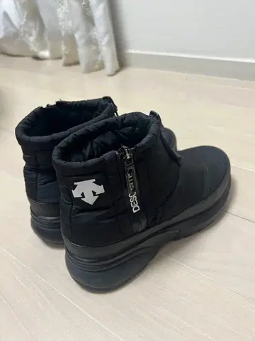 스노우부츠 DESCENTE 블랙 숏 지퍼 포함