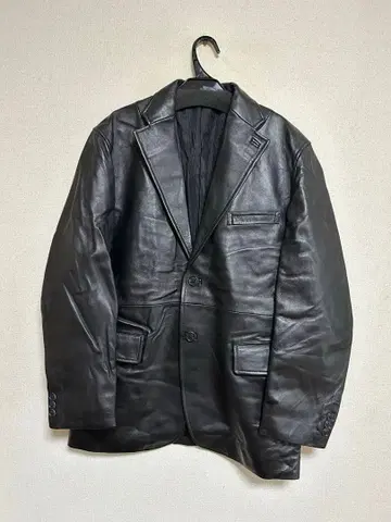 IKUE 블랙 가죽 자켓