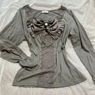 엑시즈팜 빅 리본 긴팔 풀오버 페어리 그런지