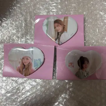 ILLIT 하트형 캔뱃지 민지 모카 이로하 묶음 판매