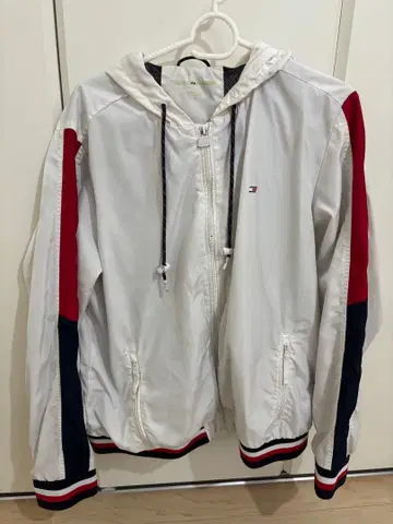 TOMMY HILFIGER 후드 부착 나일론 자켓