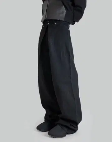 RIGID DENIM WIDE PANTS