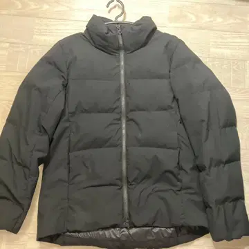 블랙 다운 자켓