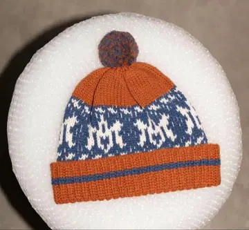 ONAIR x MIN-NANO MNOA Pom Beanie by PACS