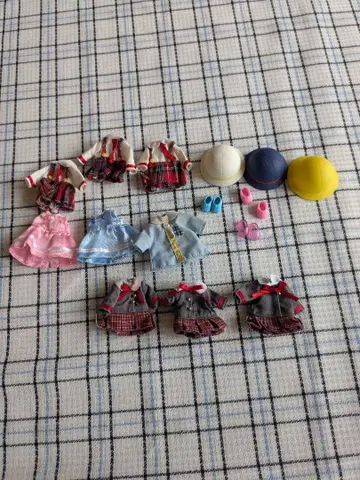 리카짱 미키마키 옷 갈아입기 의류 세트 (다색)