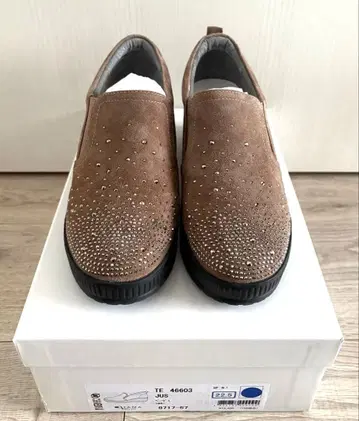 DIANA 다이애나 키라키라 슬립온 슈즈