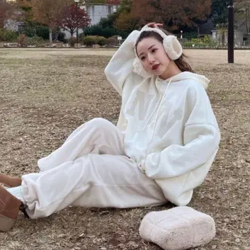 nugu CANIE 빅 로고 후드 맨투맨 속기모