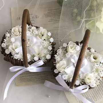 2개 세트 화이트 미니 장미 반지 바스켓