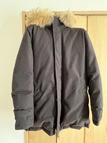 PYRENEX 퍼 달린 다운 자켓