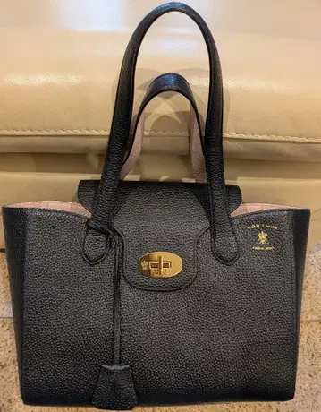 ADMJ 가죽 토트백 네이비와 핑크