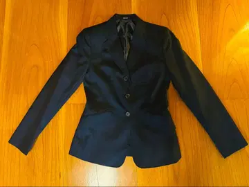 네이비 테일러드 자켓과 팬츠 세트